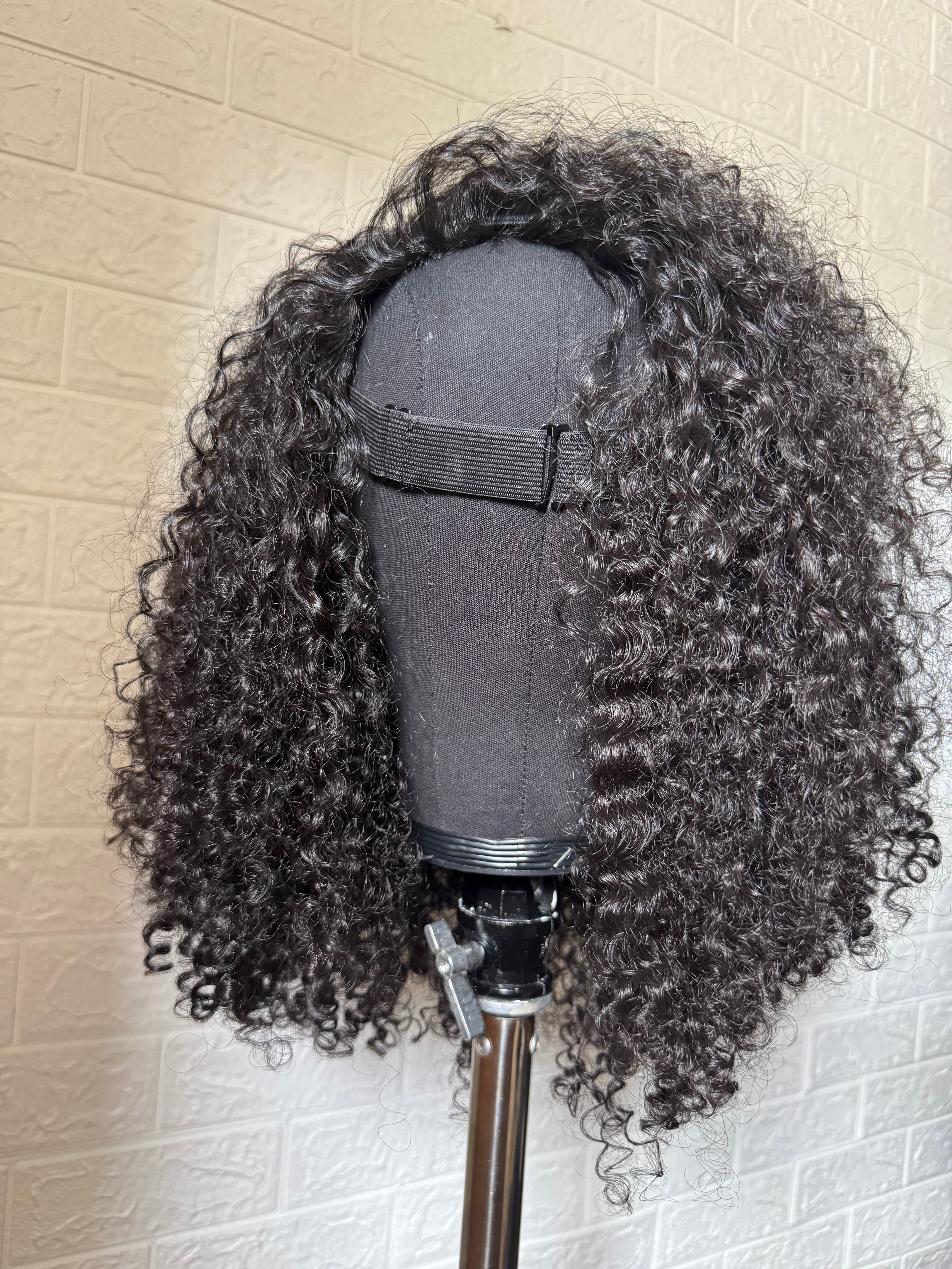 Halfwig: Burmese Curly | Luxe