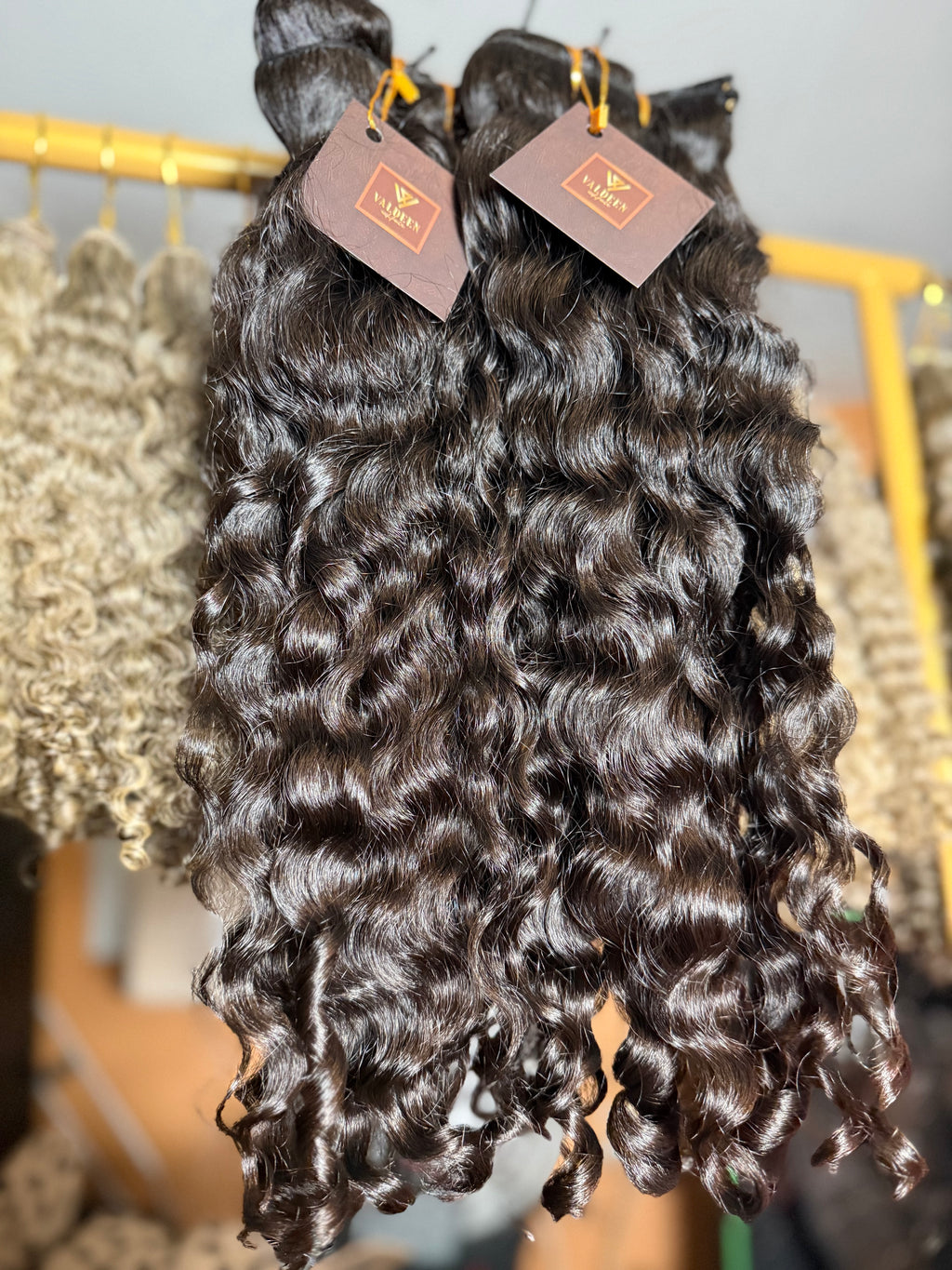 Clip Ins: Loose Curly | Luxe