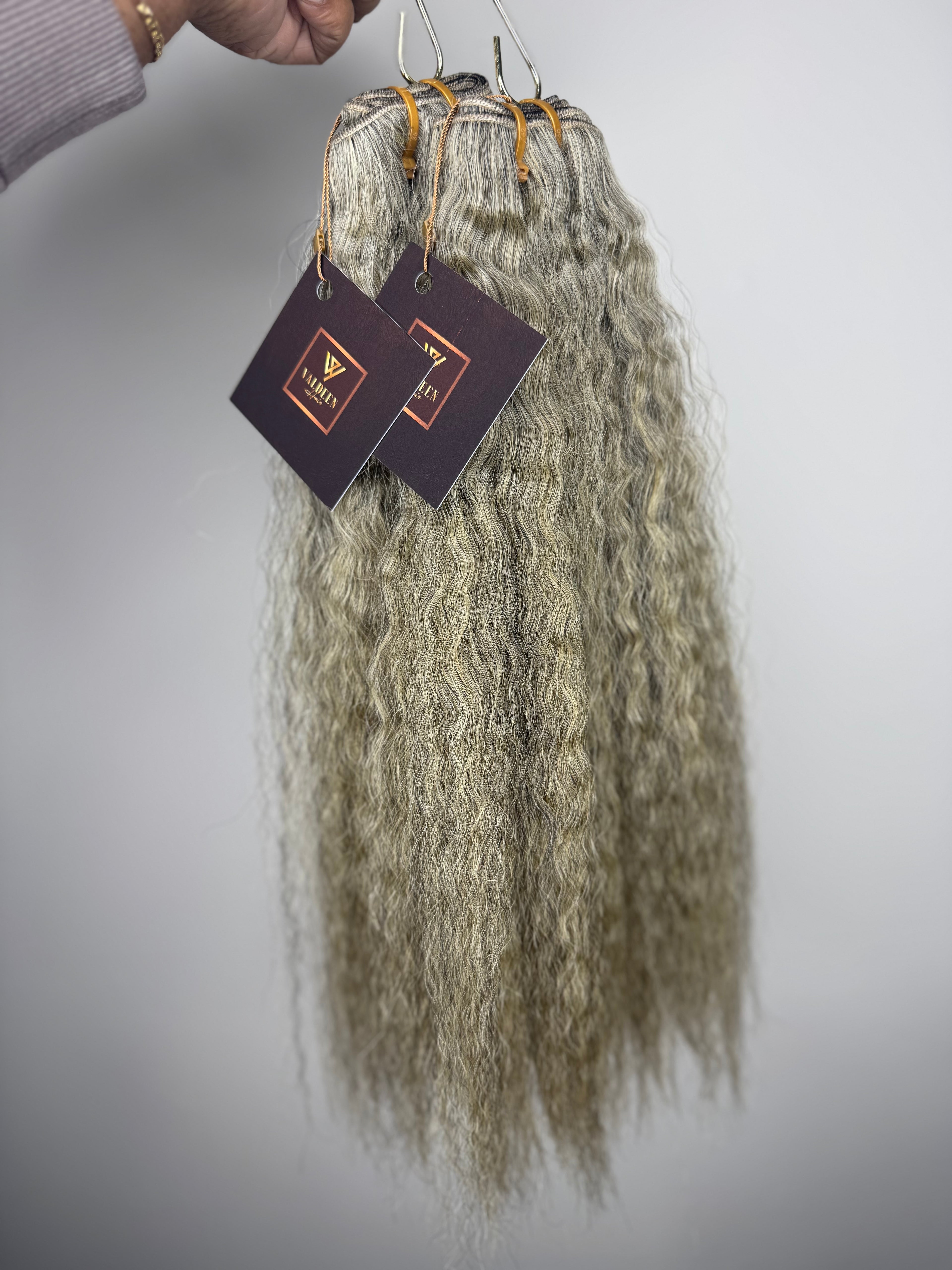 Kinky Straight | Gray