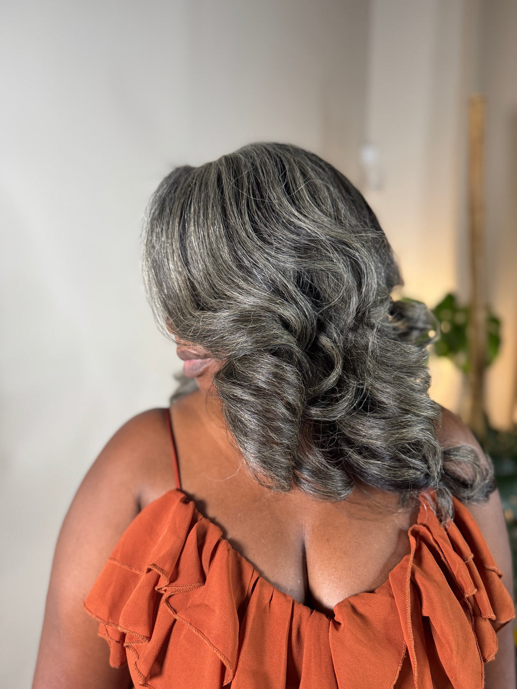 Kinky Straight | Gray